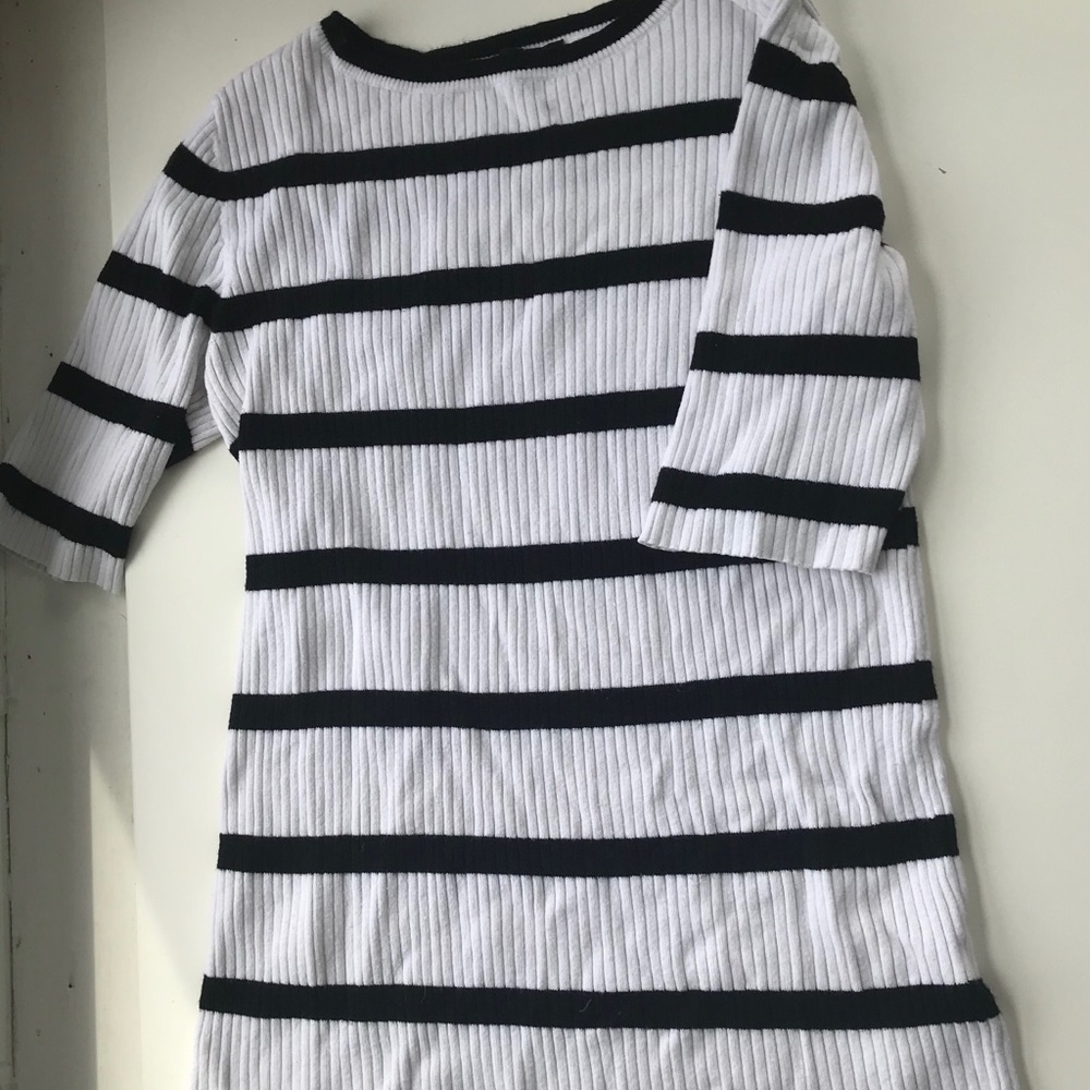 Express Half Sleeve Top